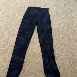 lululemon camo aligns